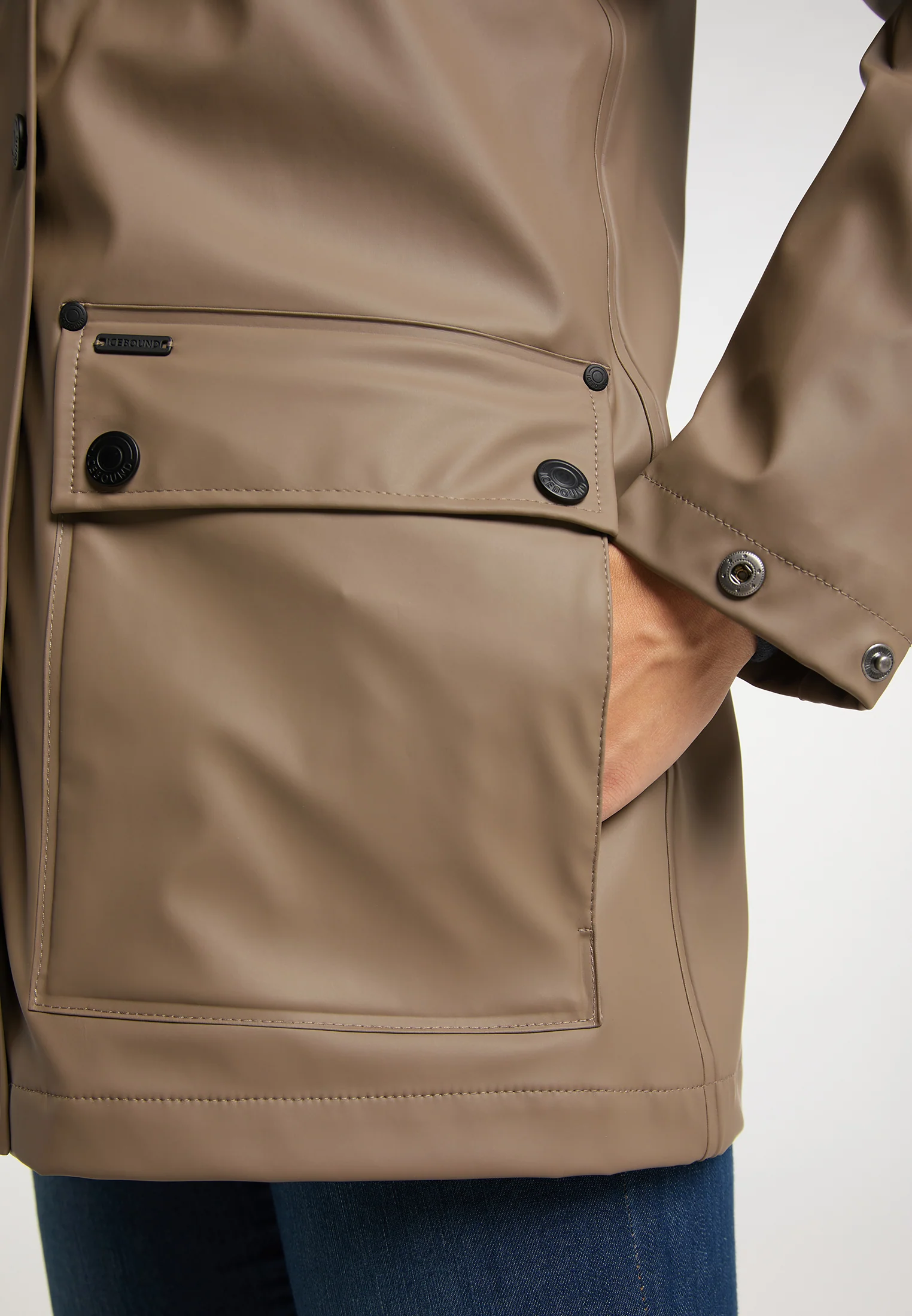 ICEBOUND Women's Rain Jacket - Image 5