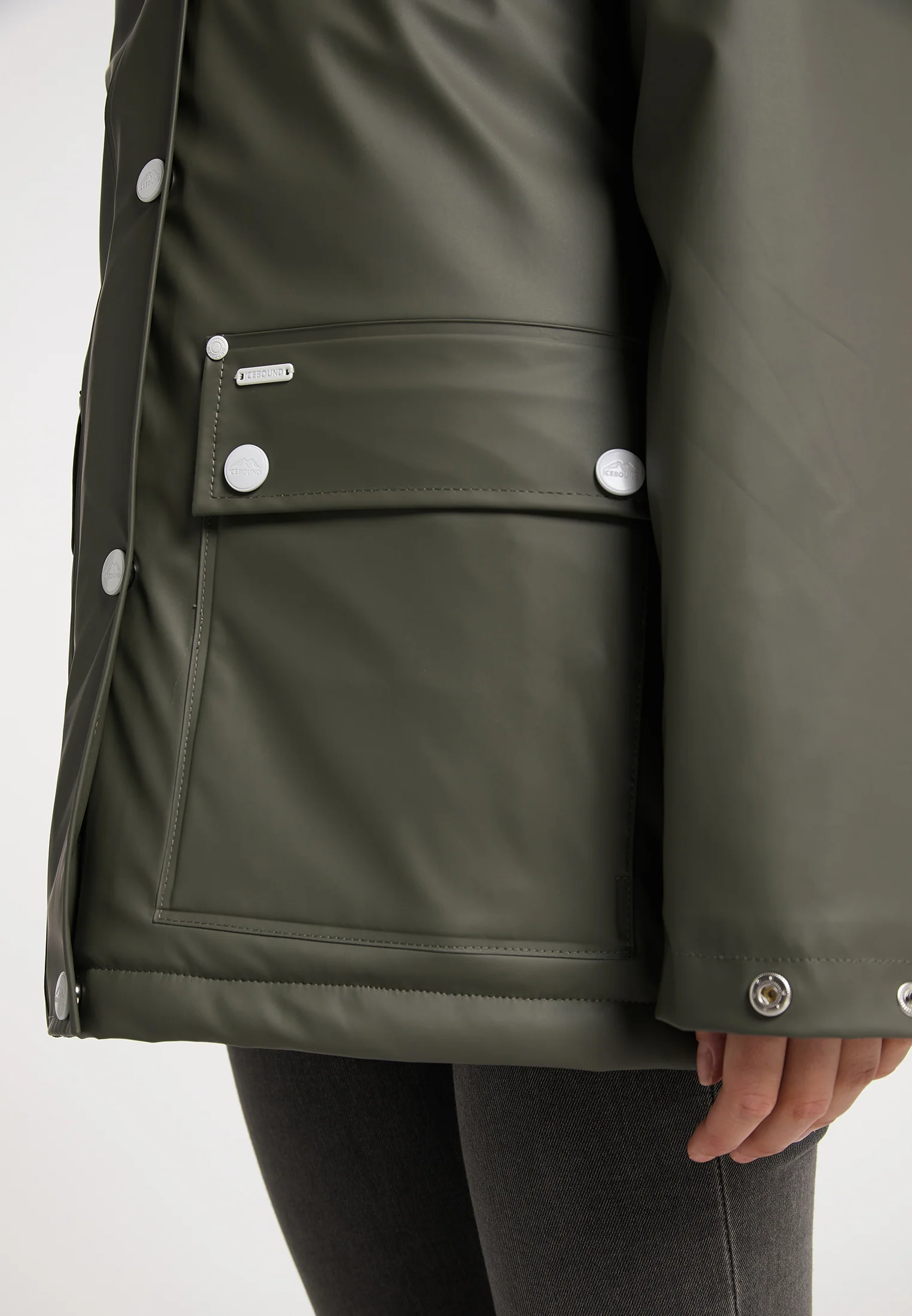 ICEBOUND Women's Rain Jacket - Image 5