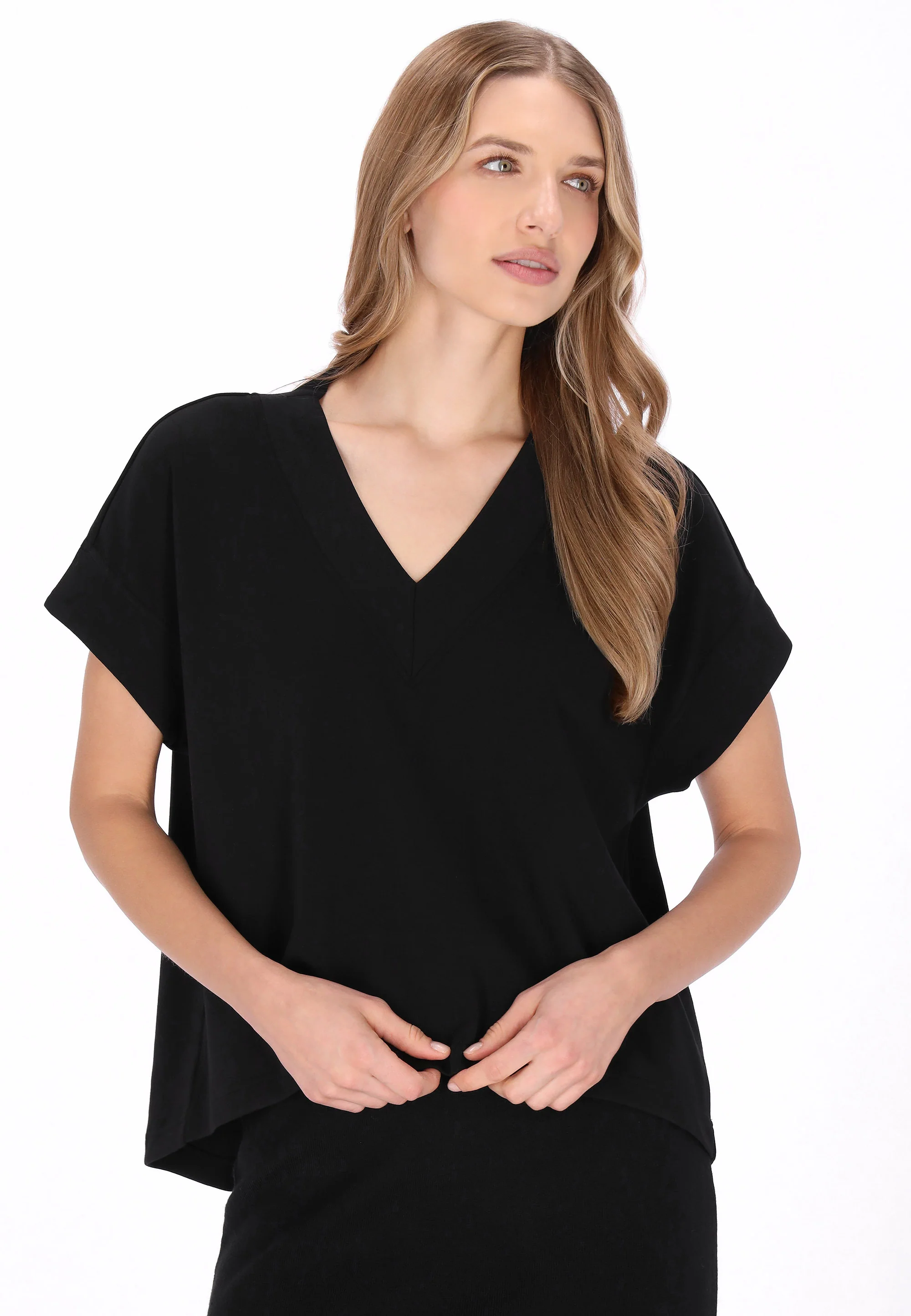 DreiMaster Klassik Women's Blouse - Image 3