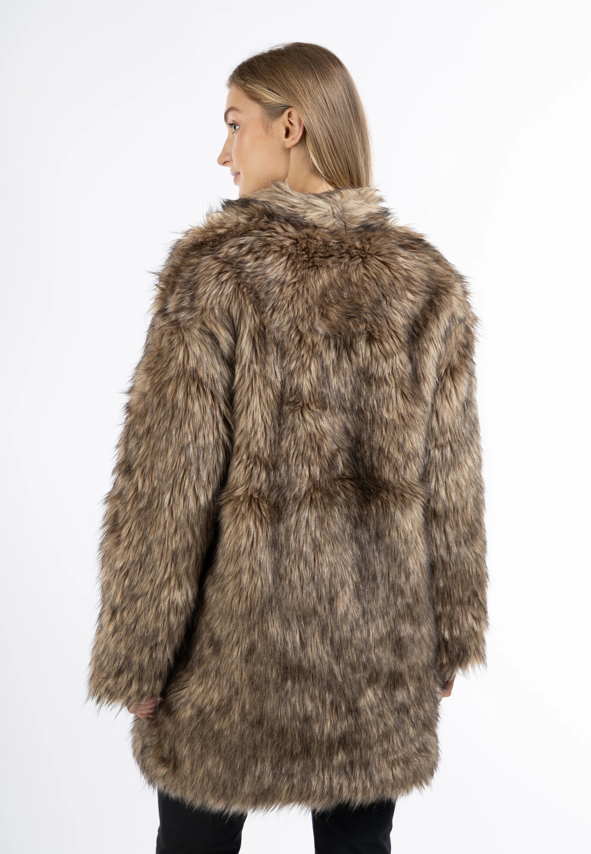 DreiMaster Klassik Women's Faux Fur Coat - Image 4