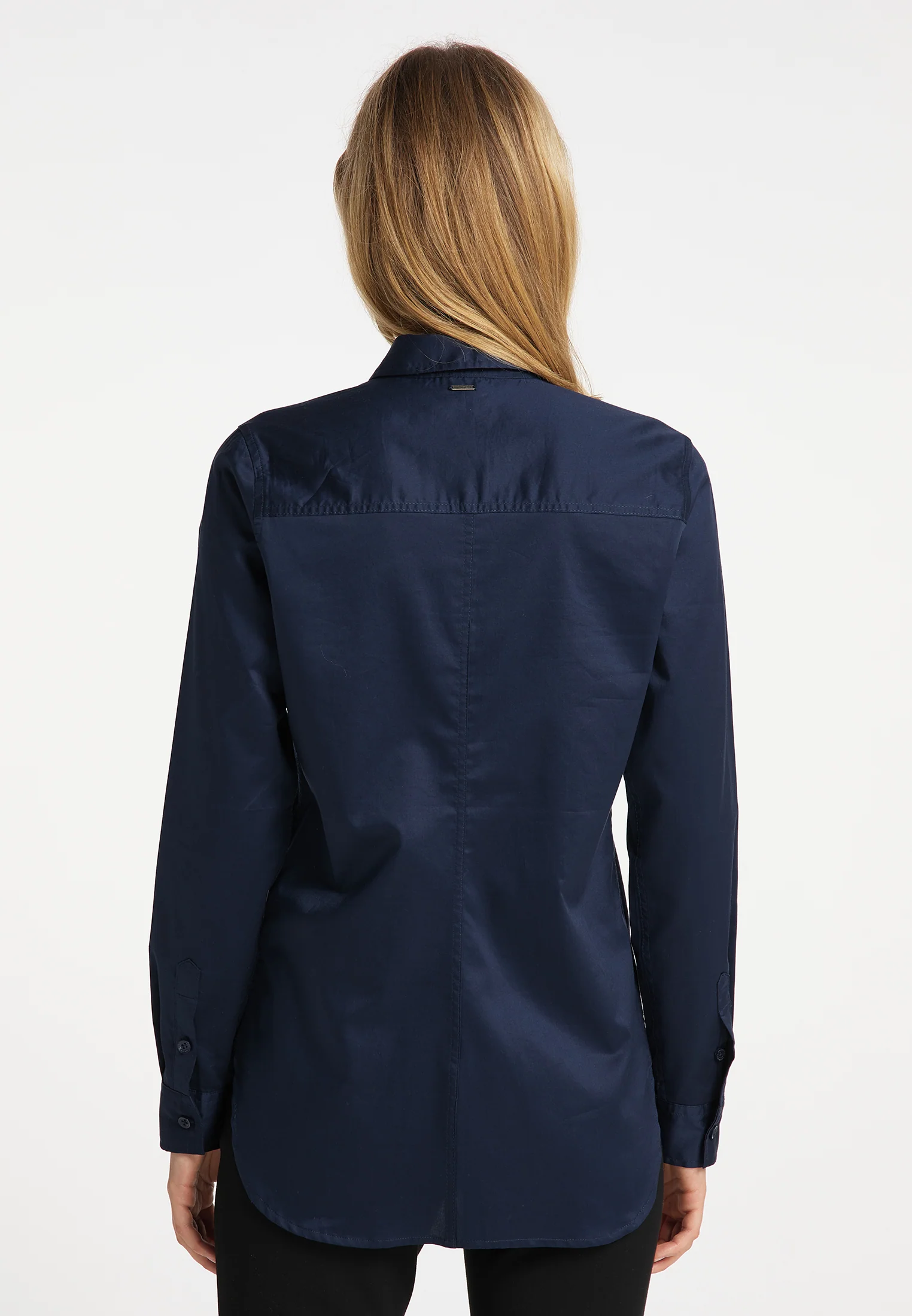 DreiMaster Klassik Women's Blouse - Image 4