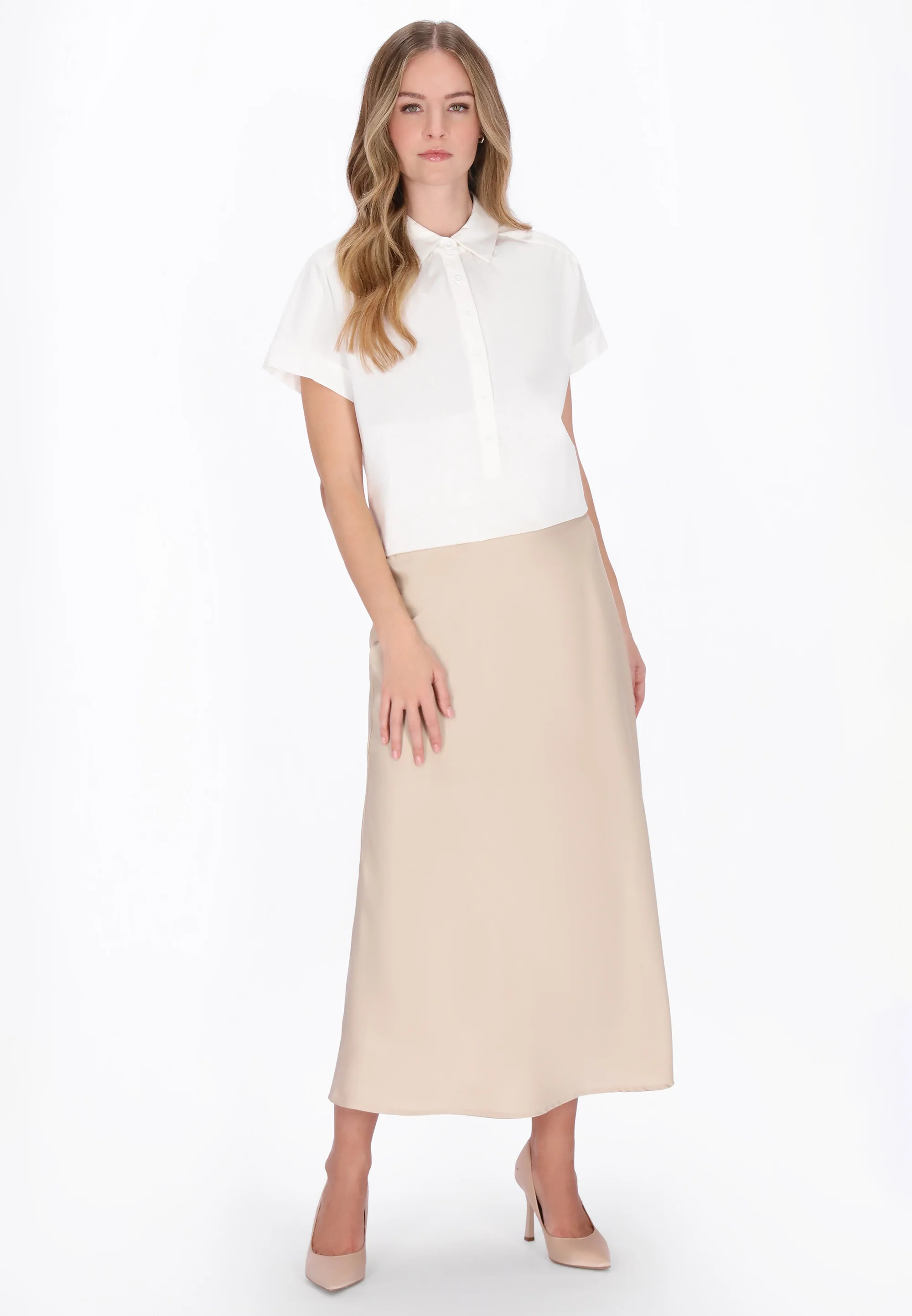 DreiMaster Klassik Women's Blouse - Image 11