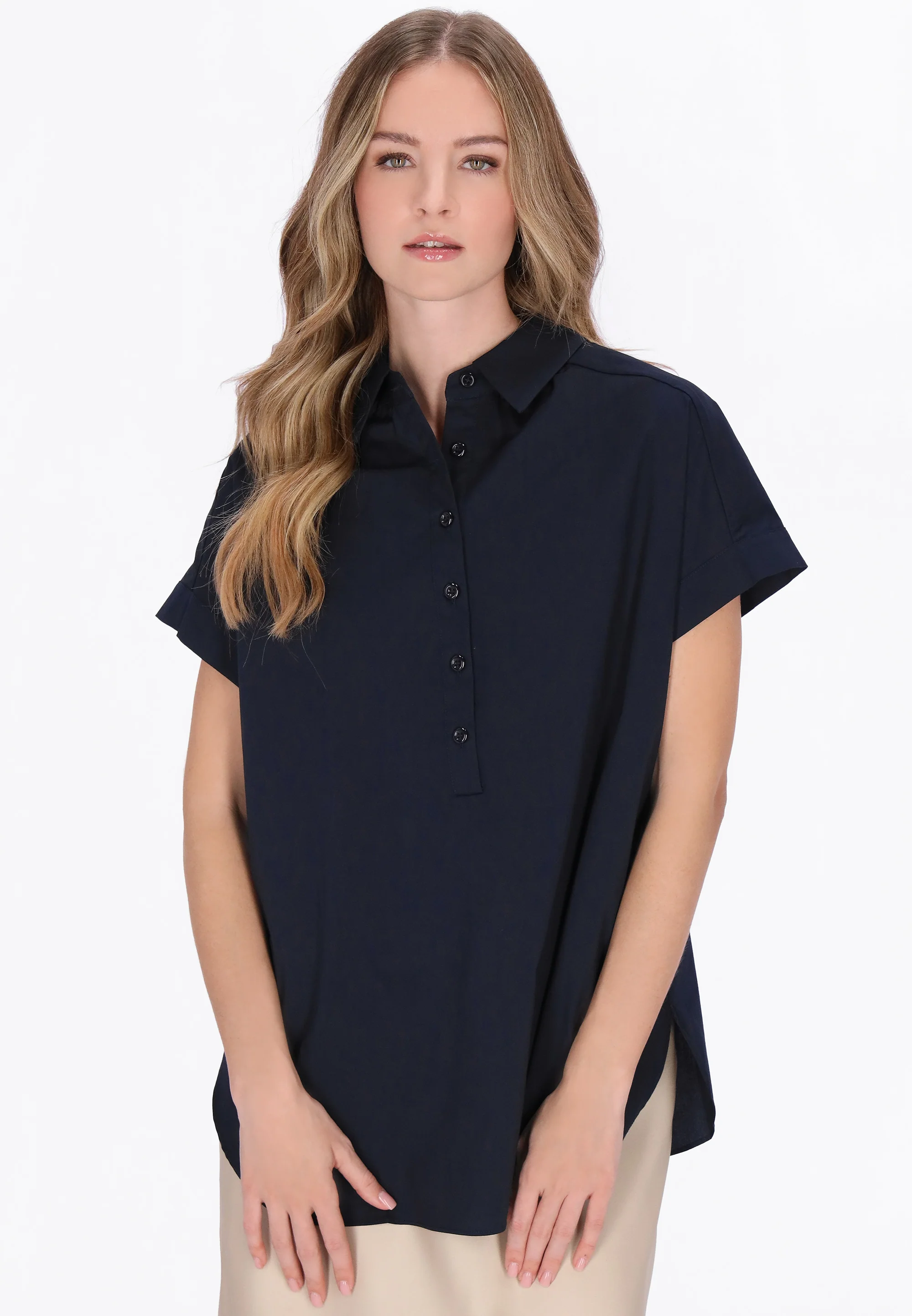 DreiMaster Klassik Women's Blouse - Image 8