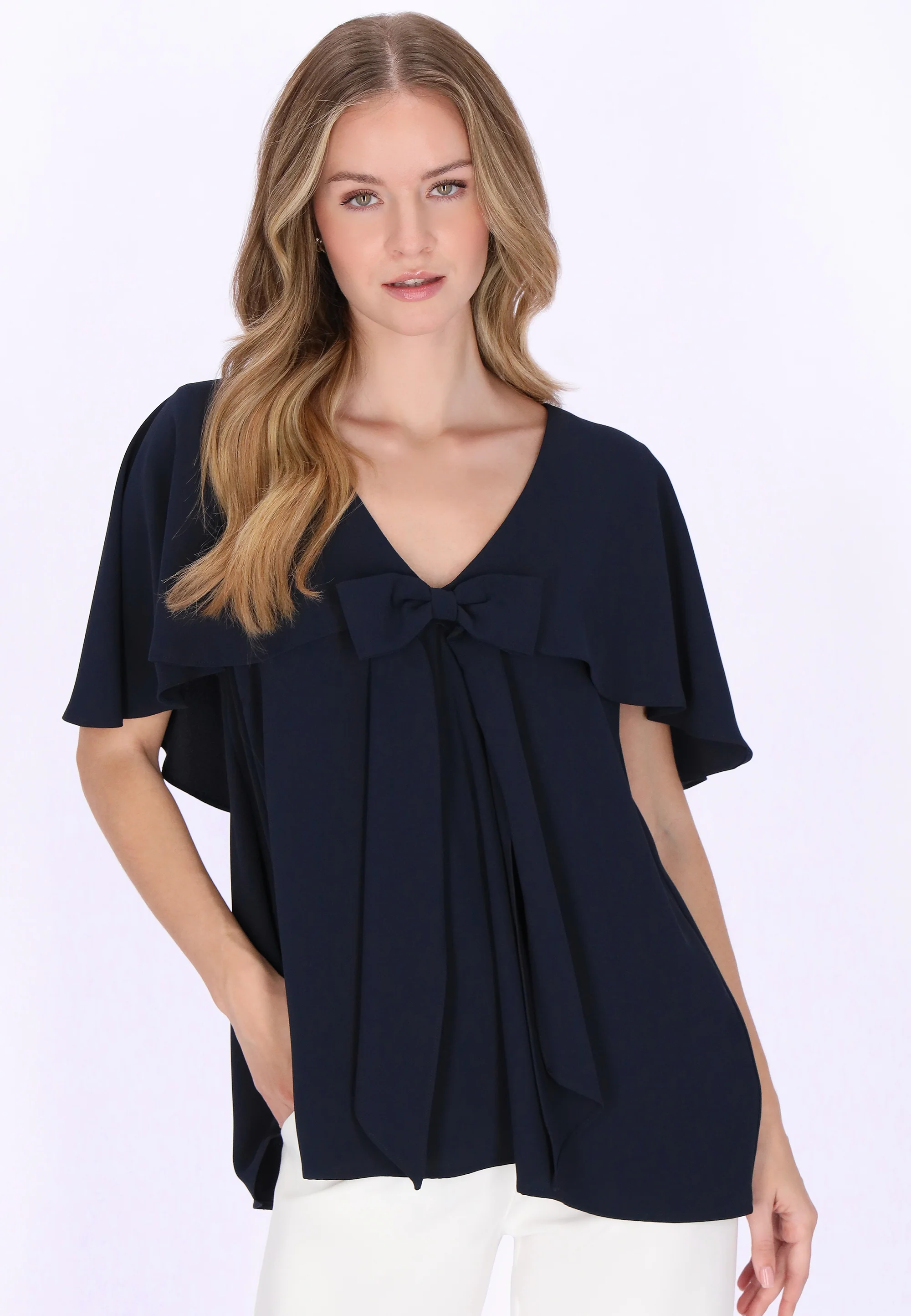 DreiMaster Klassik Women's Blouse - Image 13