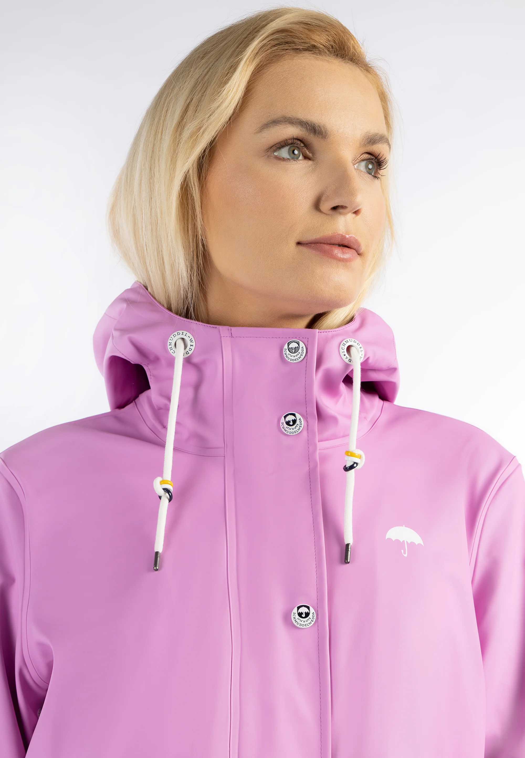 Schmuddelwedda Women's Raincoat - Image 9