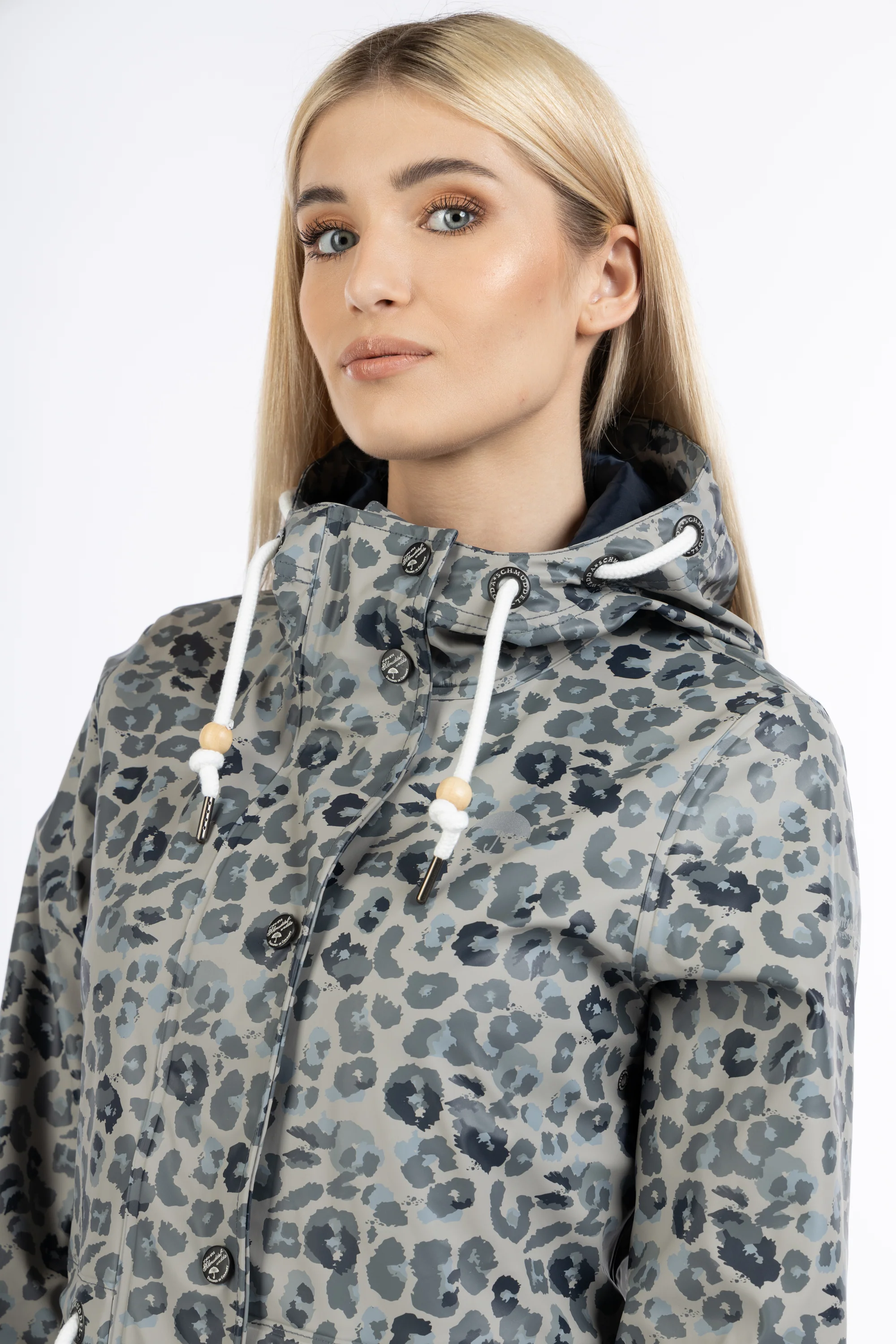 Schmuddelwedda Women's A Raincoat - Image 6