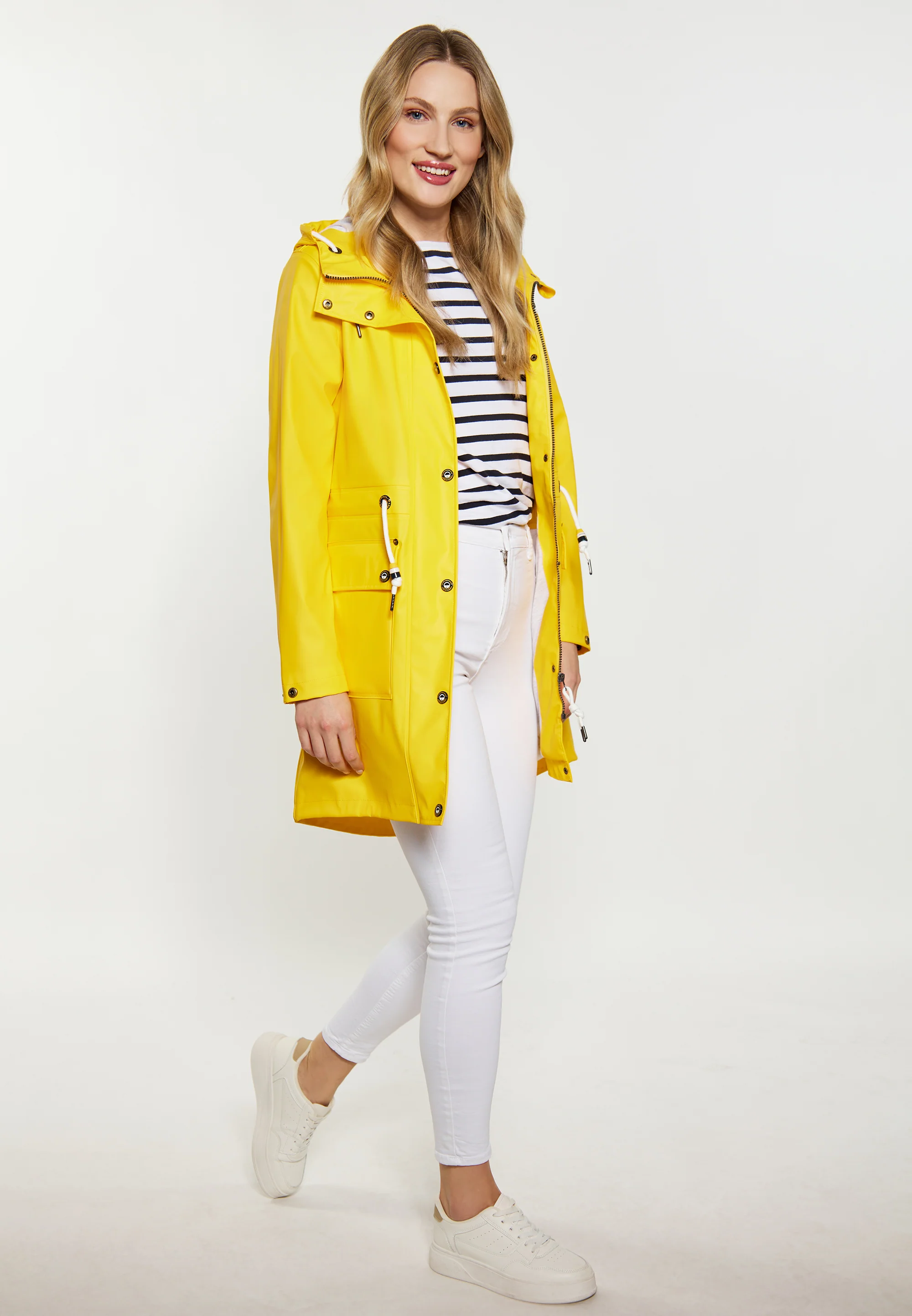 Schmuddelwedda Women's Raincoat - Image 7