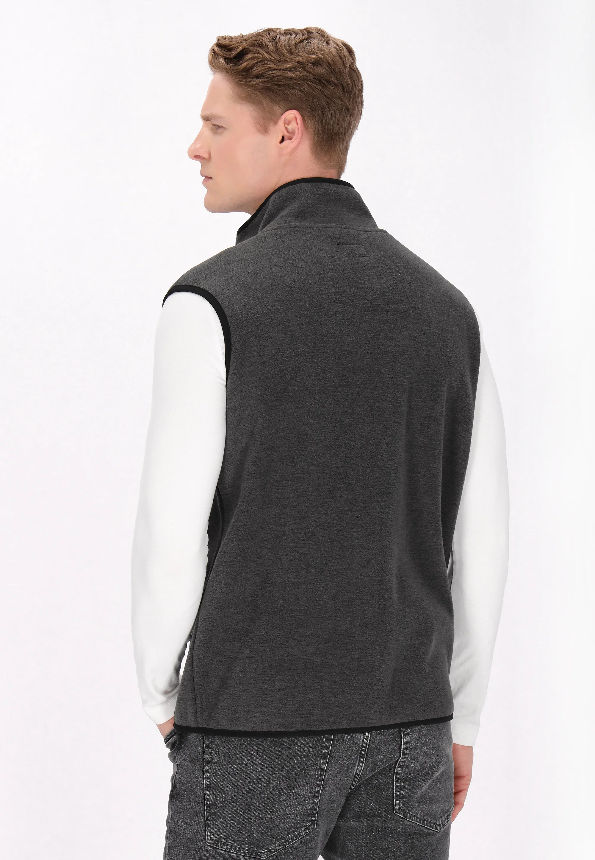 Schmuddelwedda Men's Vest - Image 4