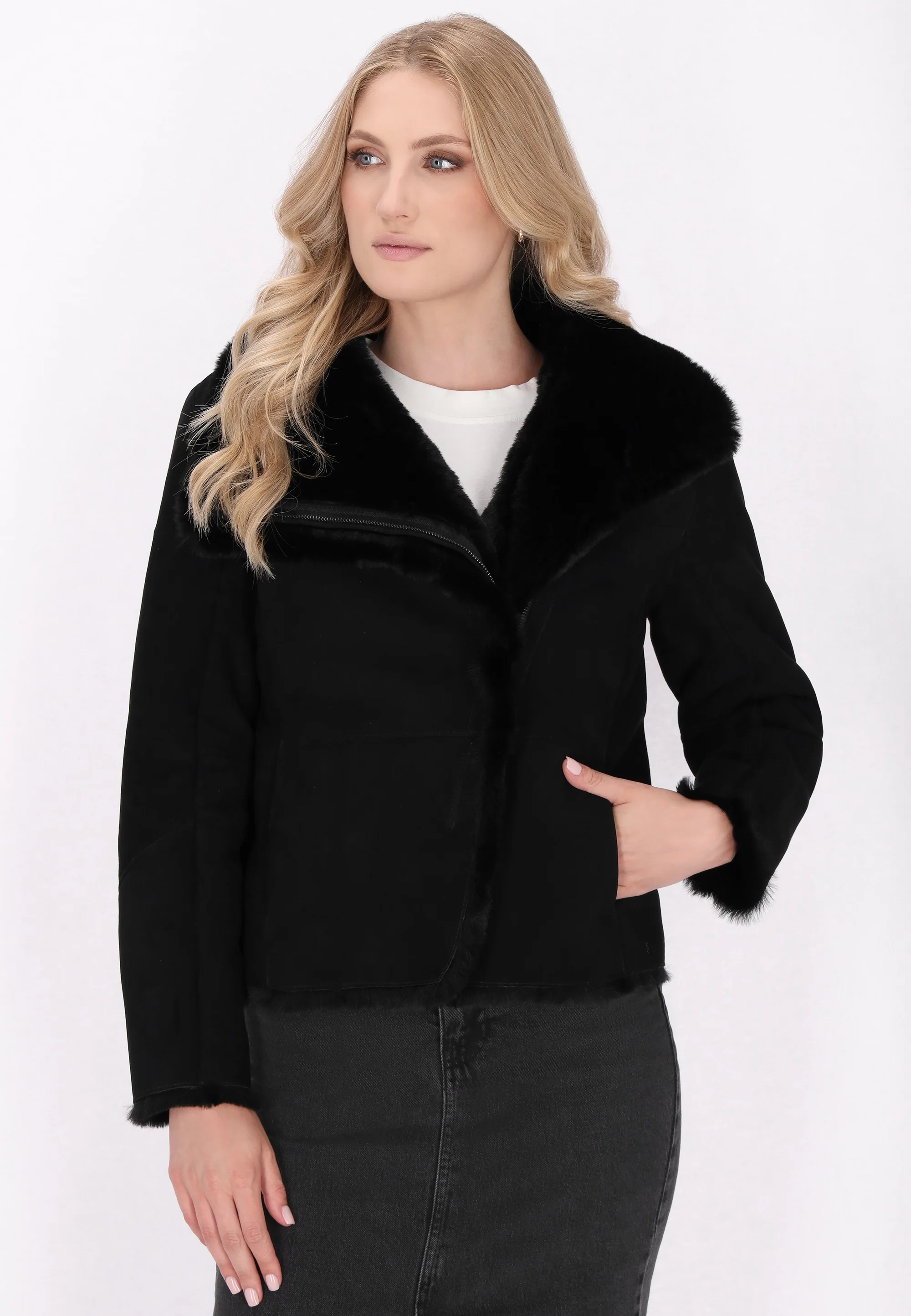 DreiMaster Vintage Women's Jacket - Image 3