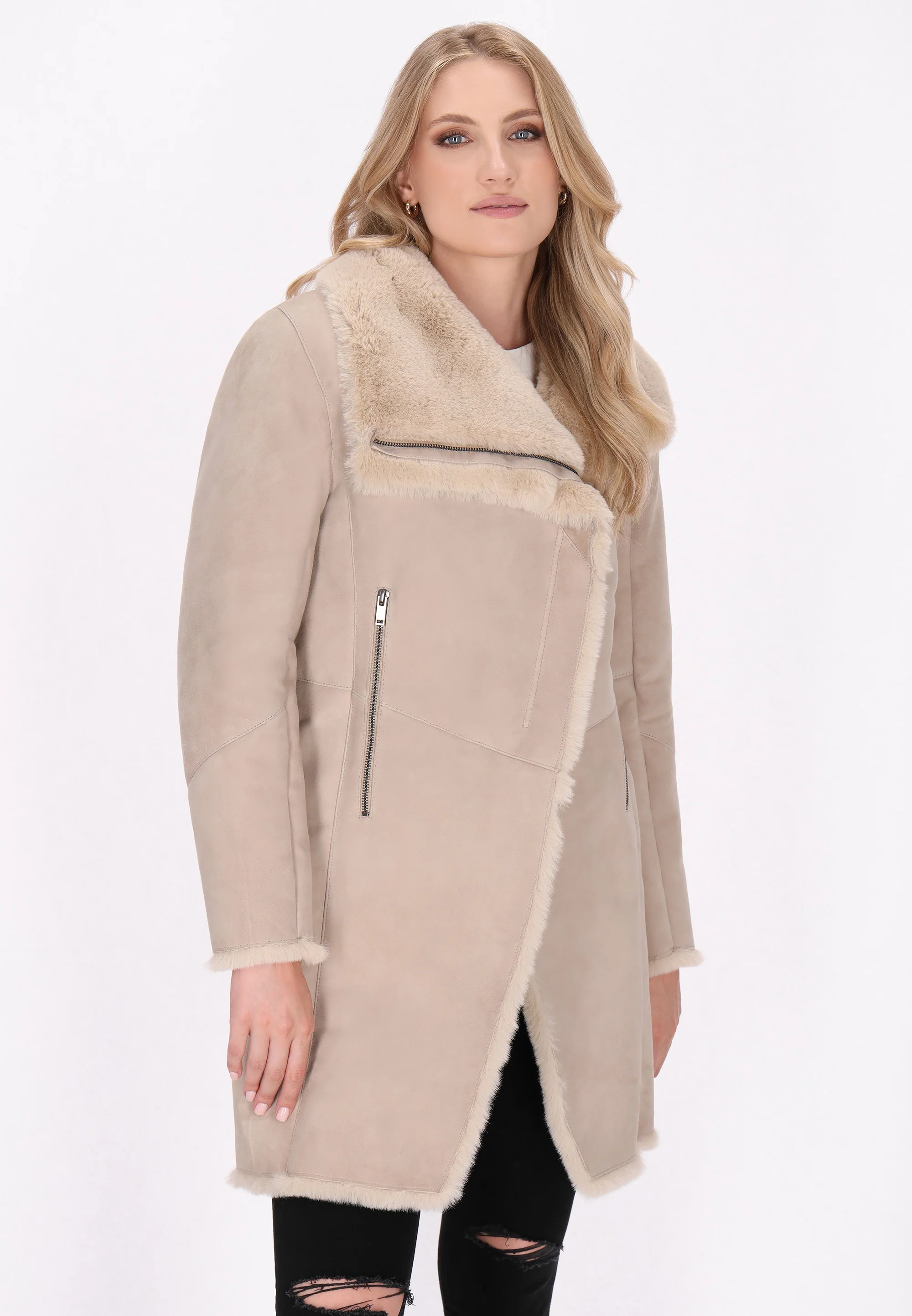 DreiMaster Vintage Women's Coat - Image 3