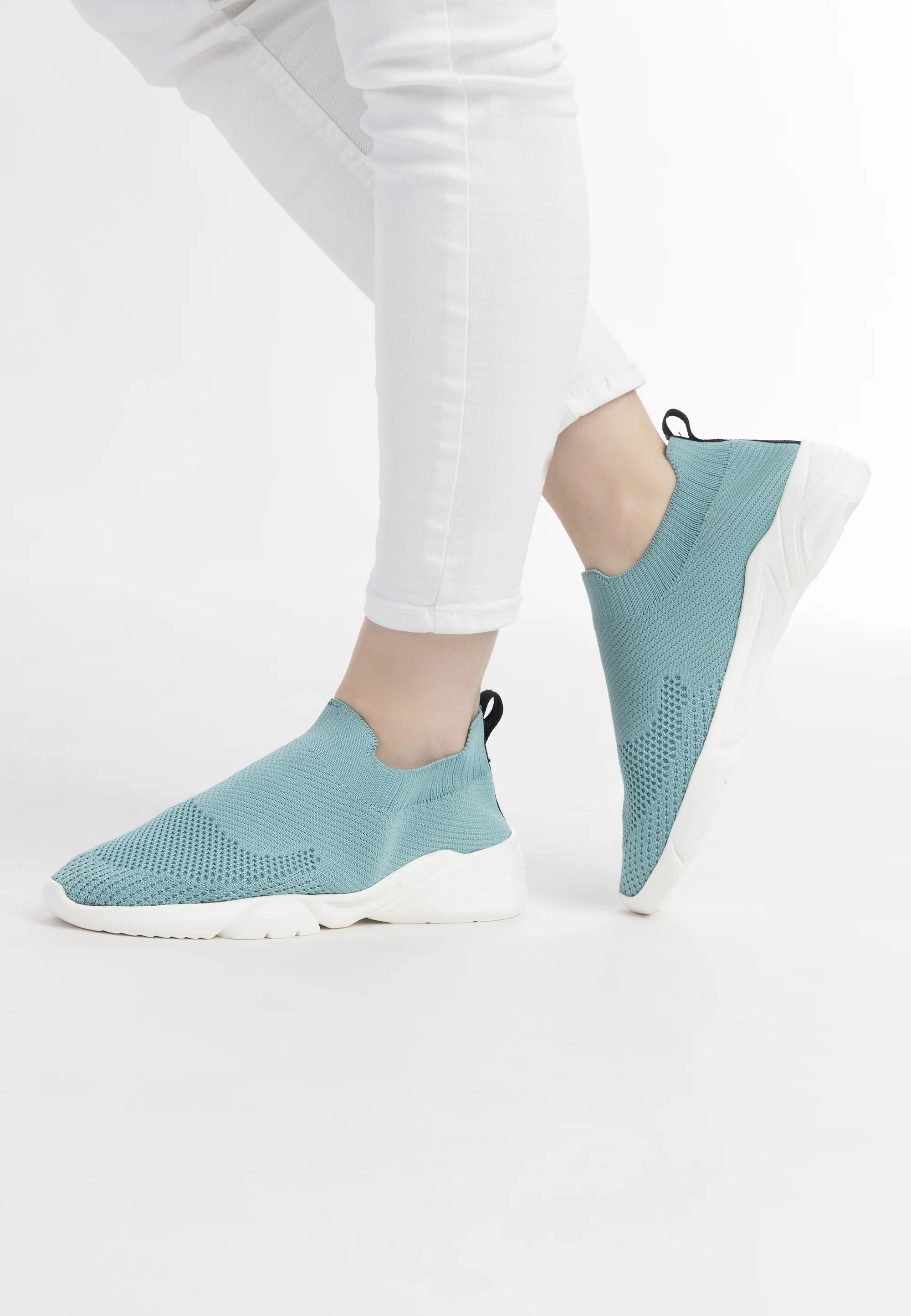 DreiMaster Maritim Women's Sneakers - Image 9