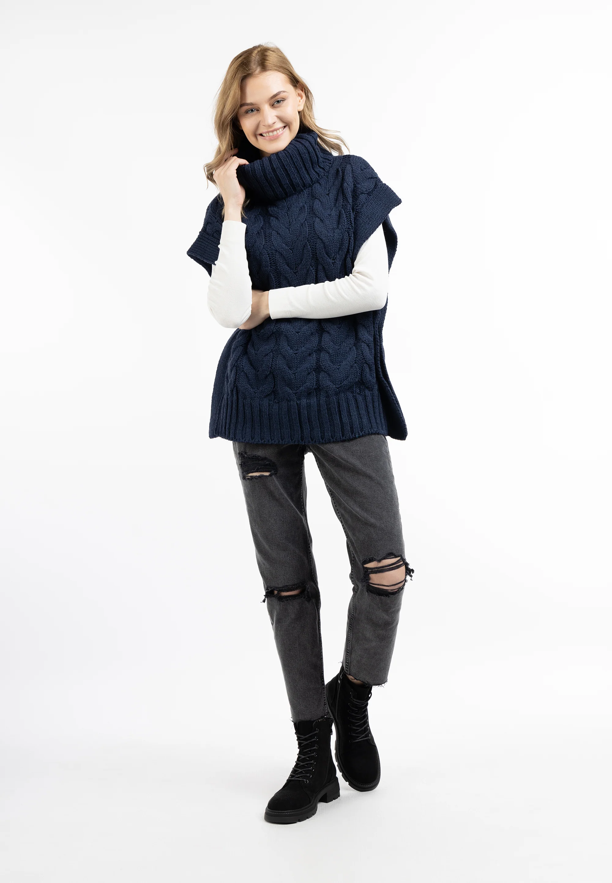 DreiMaster Vintage Women's Knitted Vest - Image 11