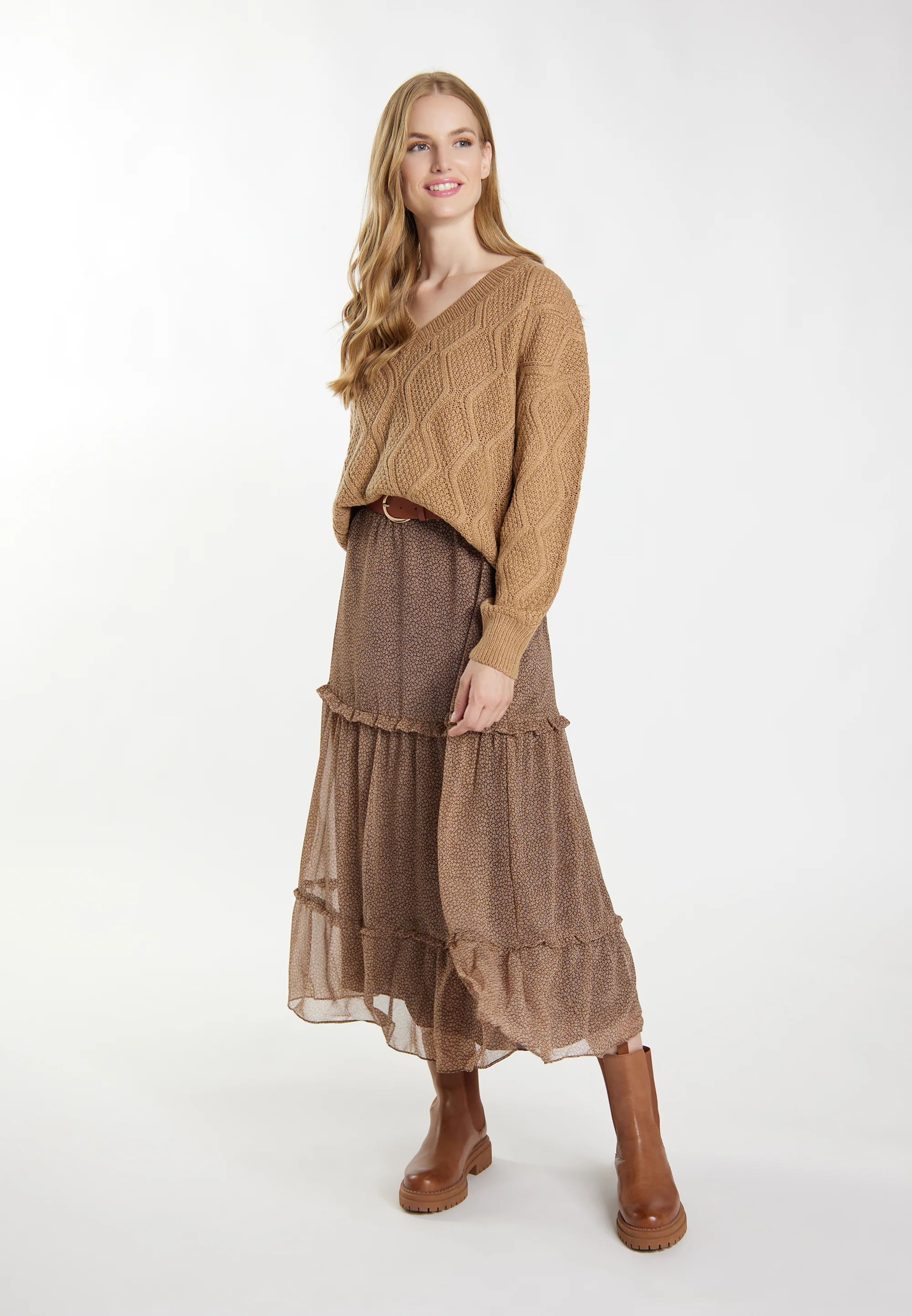 DreiMaster Vintage Women's Knitted Sweater - Image 13