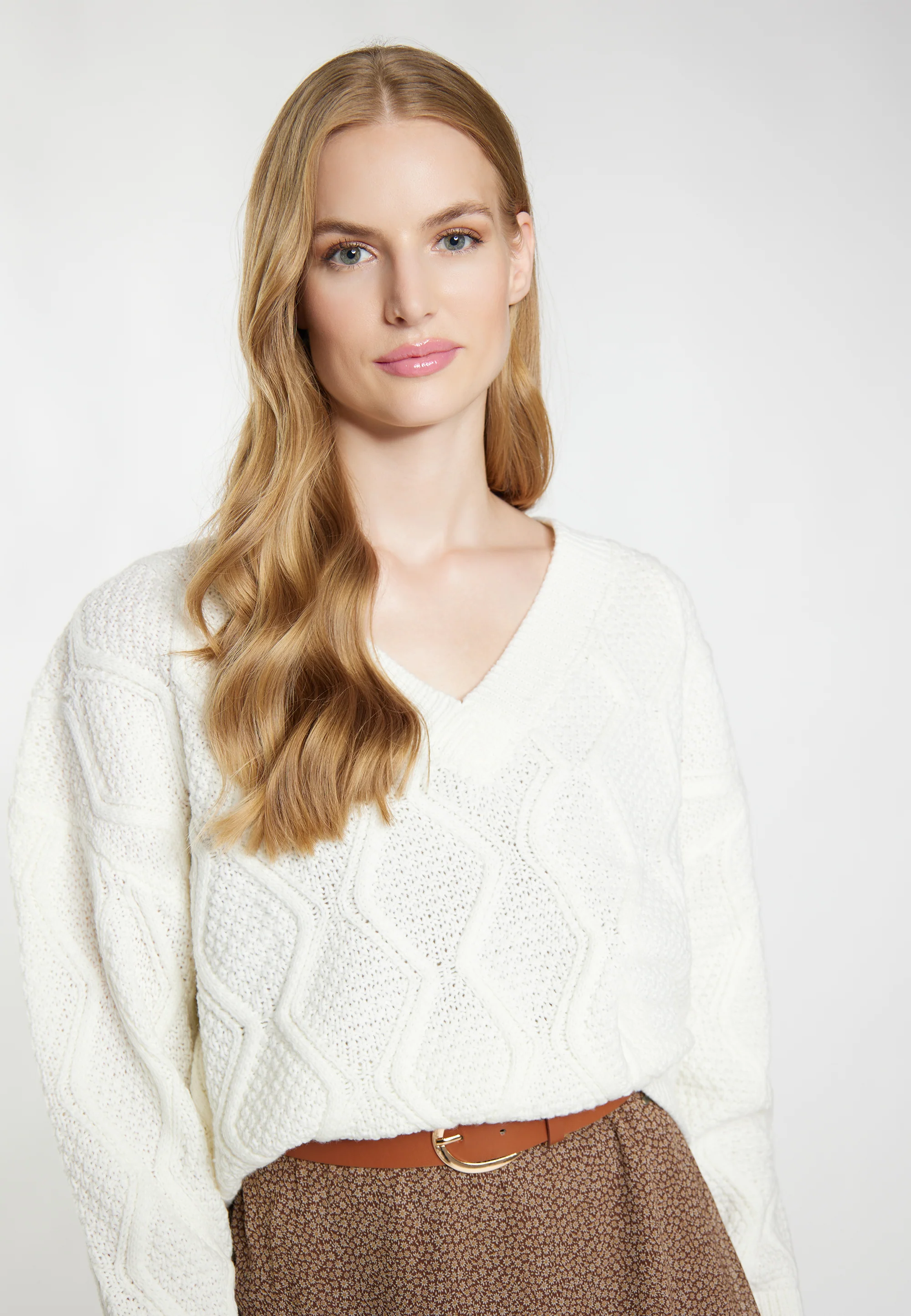 DreiMaster Vintage Women's Knitted Sweater - Image 23