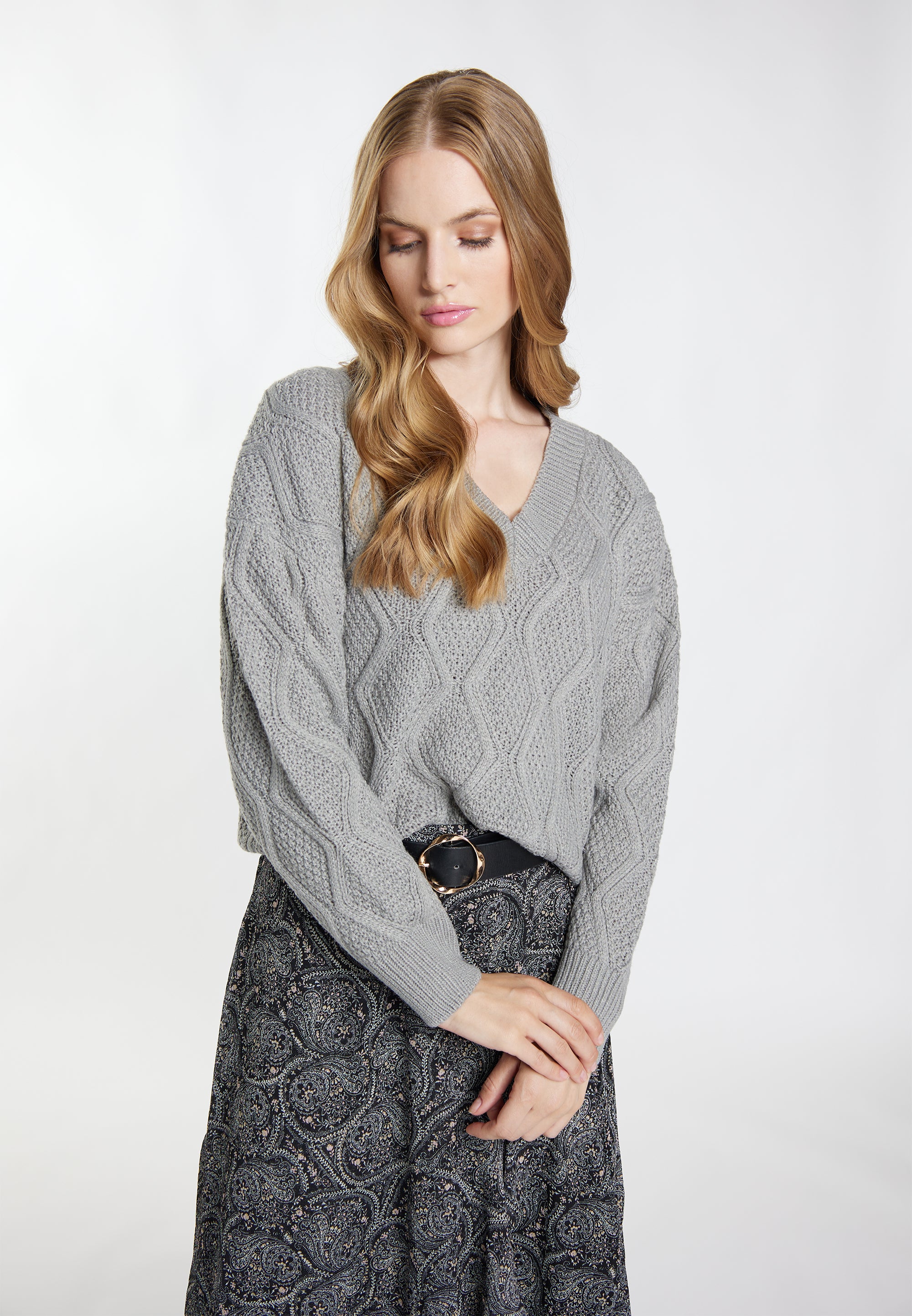 DreiMaster Vintage Women's Knitted Sweater - Image 9
