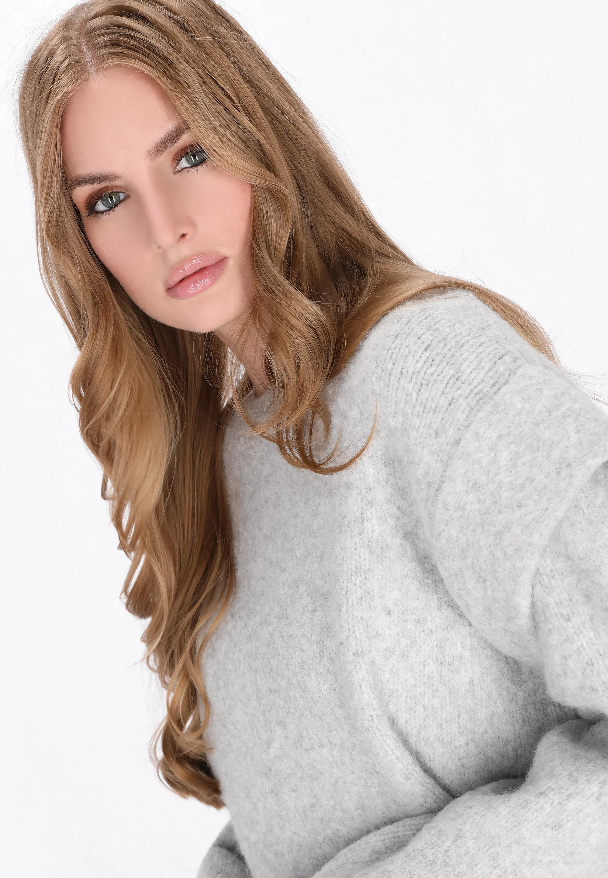 DreiMaster Vintage Women's Sweater - Image 10