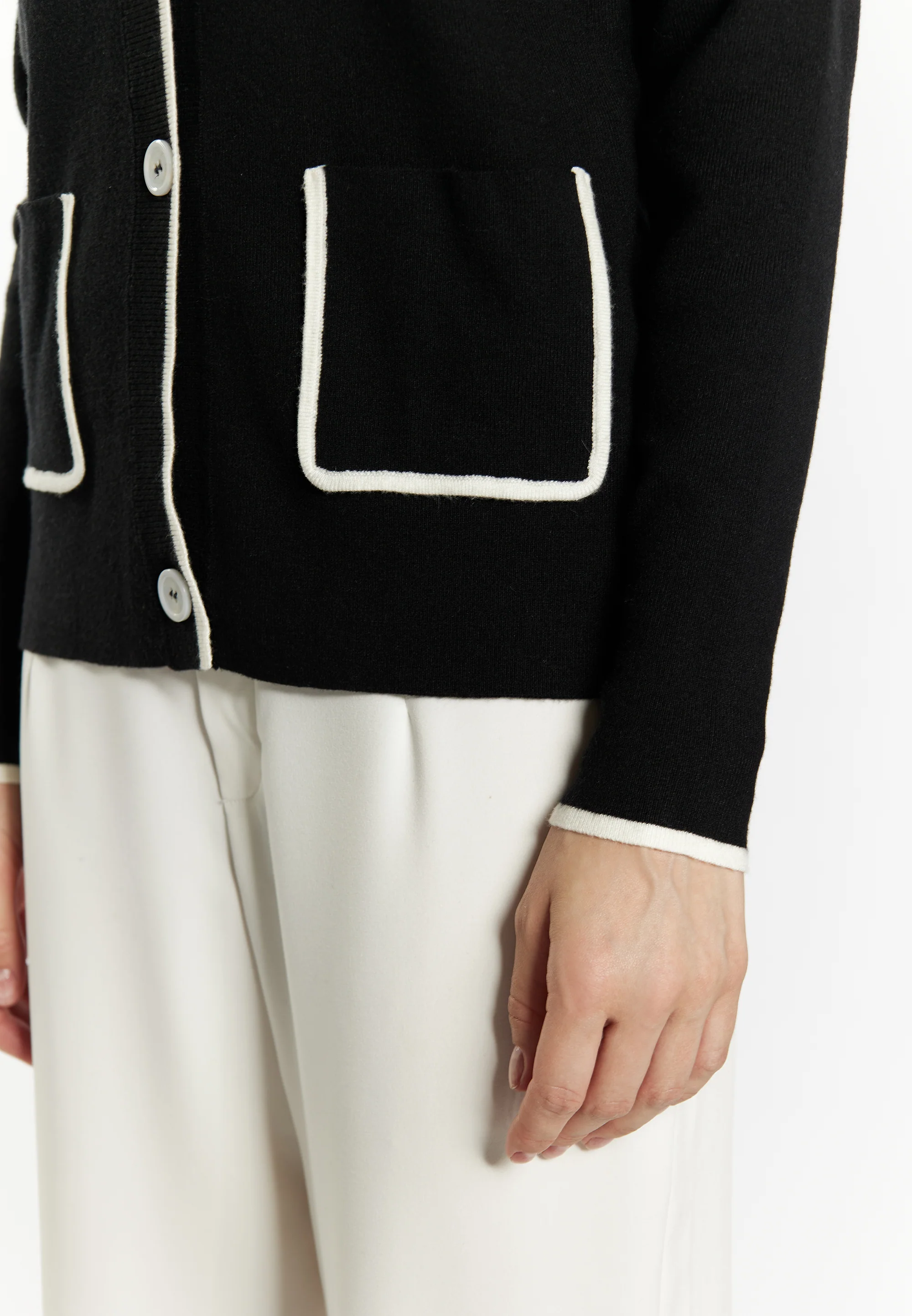 DreiMaster Klassik Women's Cardigan - Image 5