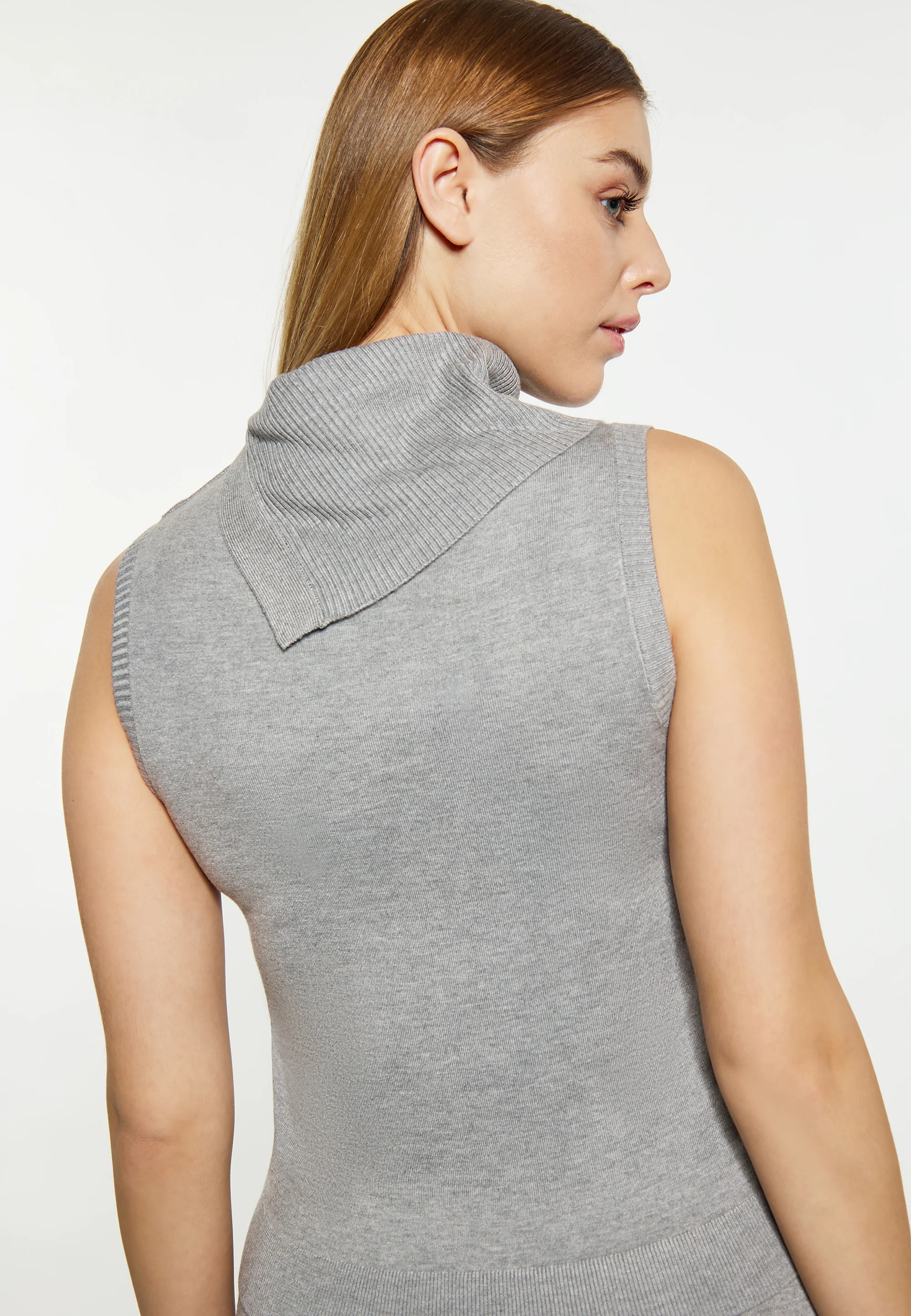 DreiMaster Klassik Women's Sweater Vest - Image 14