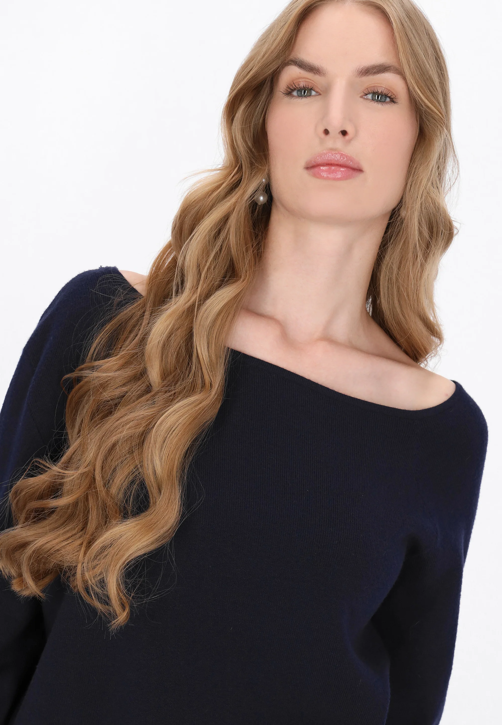 DreiMaster Klassik Women's Sweater - Image 15