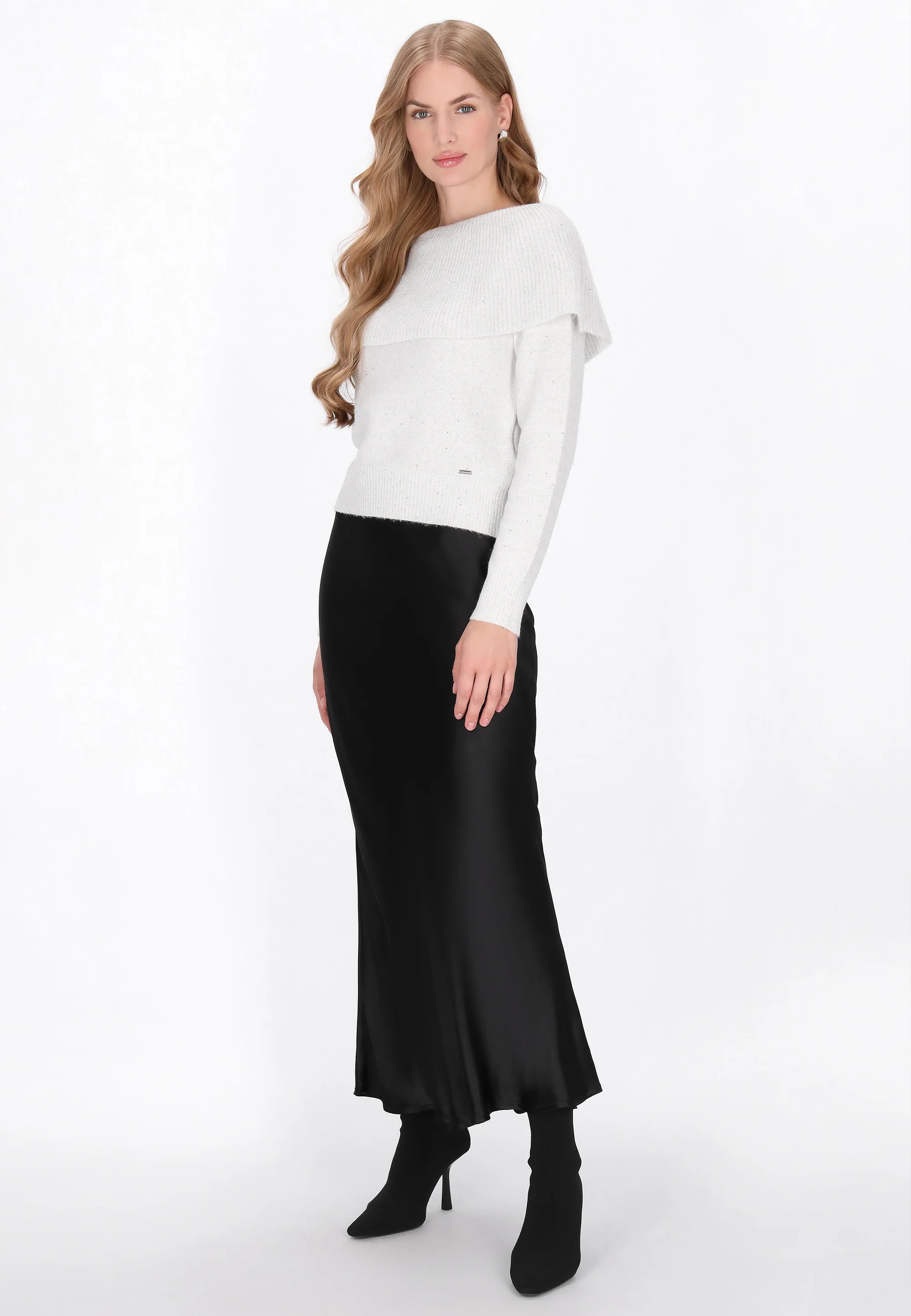 DreiMaster Klassik Women's Sweater - Image 11